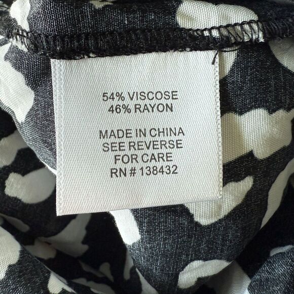 Modcloth Jumpsuit Cropped Bold Nation Snow Leopard Animal Print Black White 4 - Picture 6 of 6